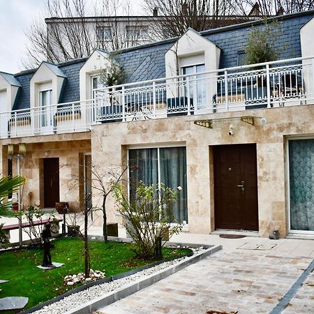 Villa Foch - Maison Familiale A 20 Min De Paris, Disney Et La Vallee Village Avec Balcon Et Jardin Privatif Сен-Мор-де-Фоссе Экстерьер фото